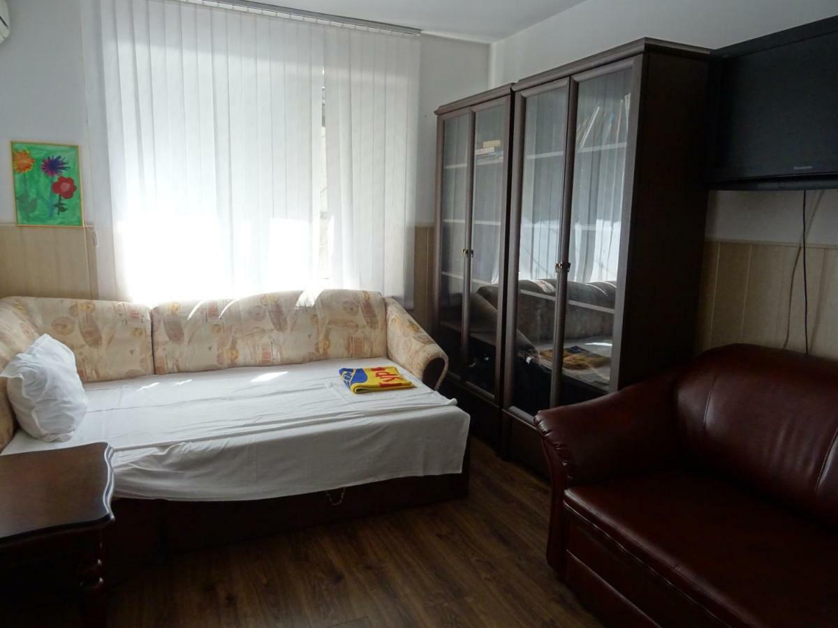 Apartment Kafedral ヴァルナ エクステリア 写真